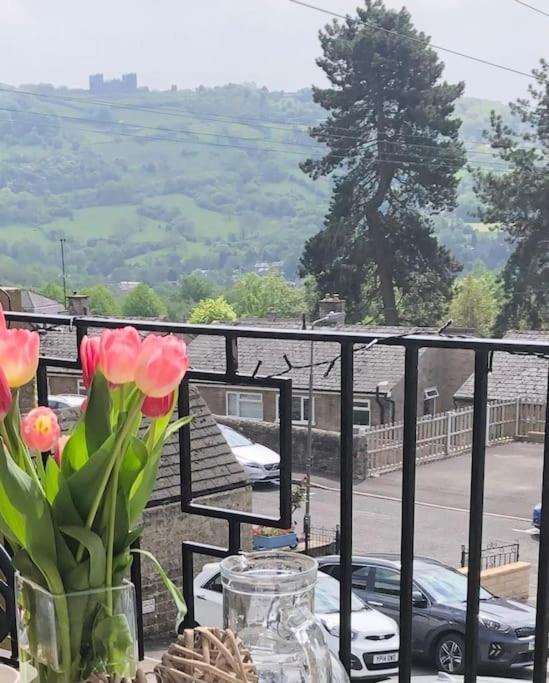 Hilltop House Is A Welcoming 2 Bedroom Property Matlock  Kültér fotó