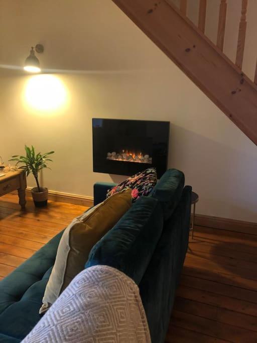 Hilltop House Is A Welcoming 2 Bedroom Property Matlock  Kültér fotó