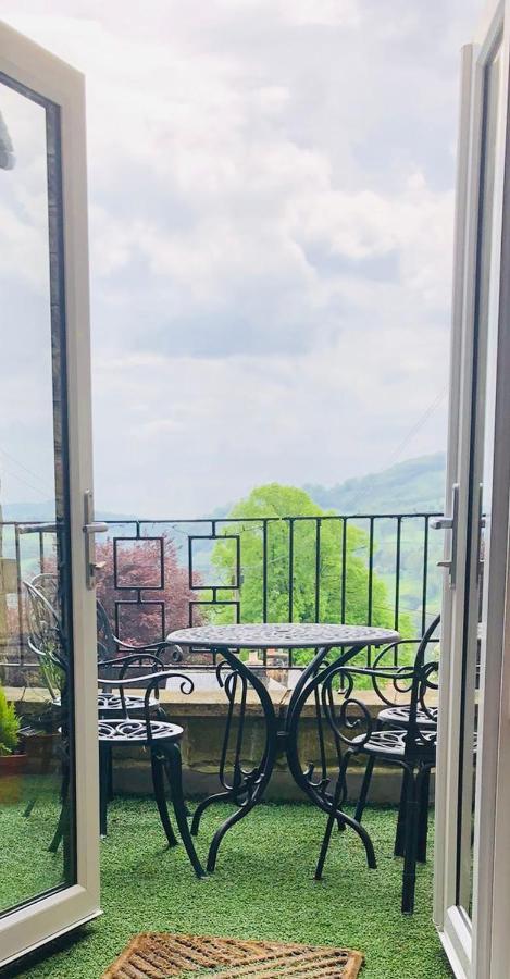 Hilltop House Is A Welcoming 2 Bedroom Property Matlock  Kültér fotó