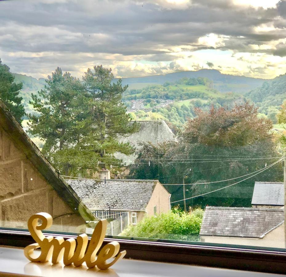 Hilltop House Is A Welcoming 2 Bedroom Property Matlock  Kültér fotó